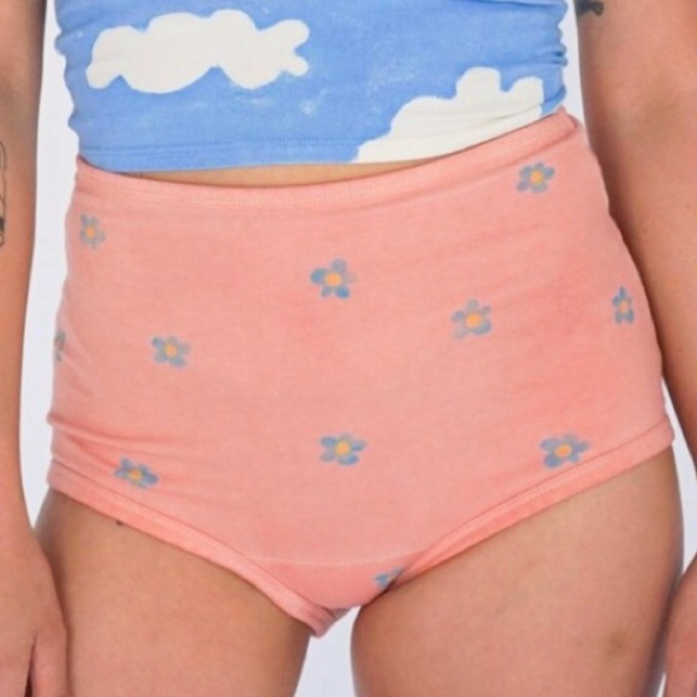 ISO ARQ x Secret Catalog Undies